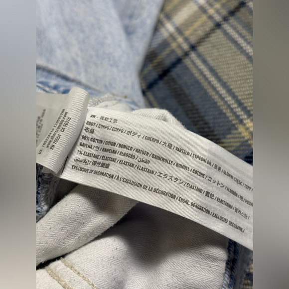 Abercrombie & Fitch 90s Straight Ultra High Rise Light With Criss Cross Waist - Picture 7 of 16